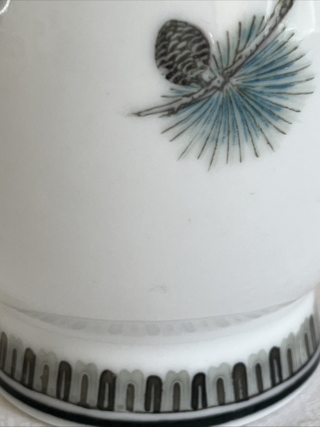 Liling China Porcelain Vase Bird Pine Branch Hand Painted Chinese