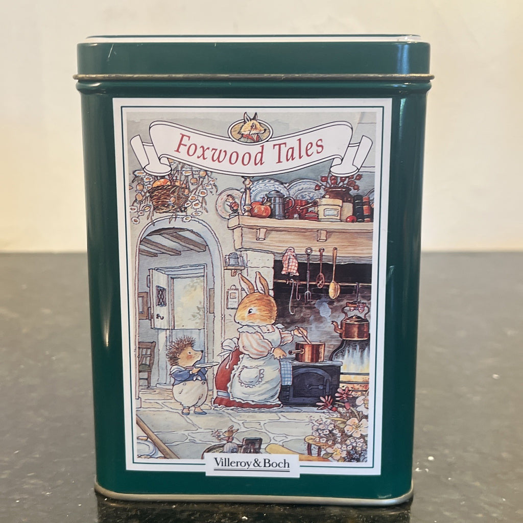Villeroy Boch Foxwood Tales Mr Grimley Picnic At Foxwood Badger Figurine