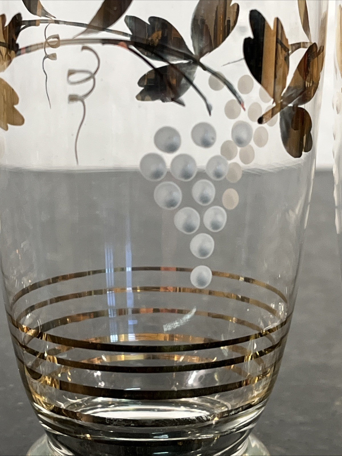Vintage Gold Gilt Grape Motif Highball Glasses Set Of 4