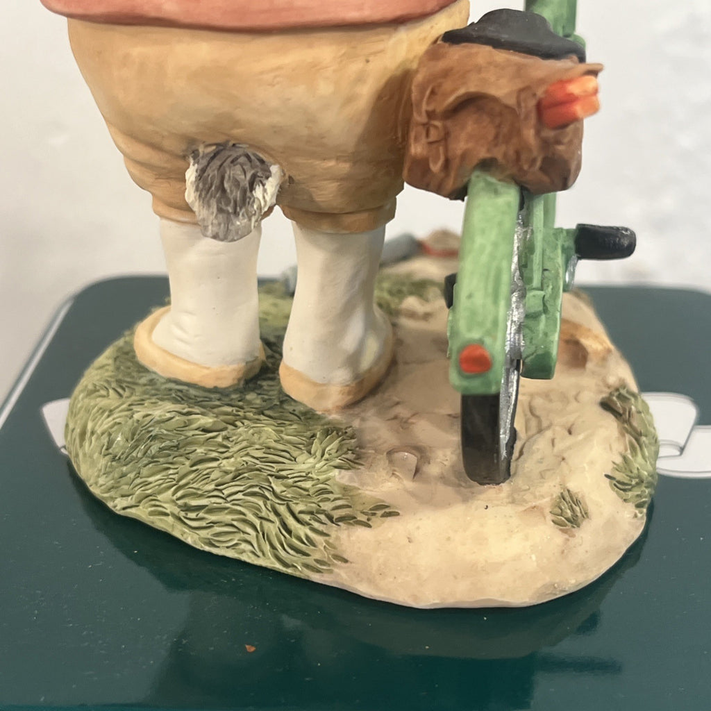Villeroy Boch Foxwood Tales Mr Grimley Picnic At Foxwood Badger Figurine