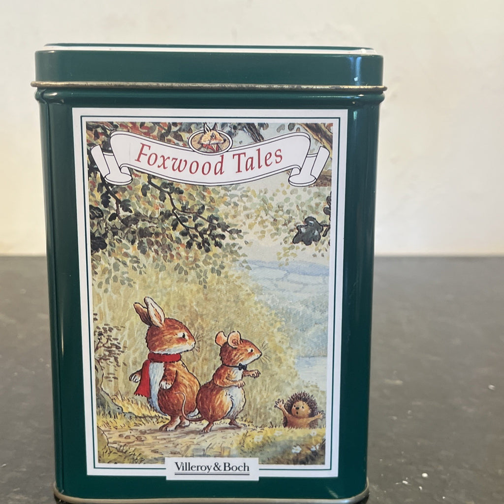 Villeroy Boch Foxwood Tales Mr Grimley Picnic At Foxwood Badger Figurine