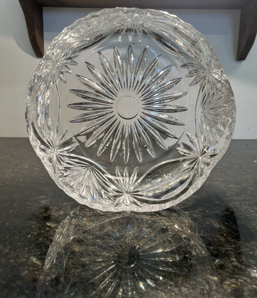Heavy Cut Crystal Bowl Starburst Fan Scalloped Rim Centrepiece
