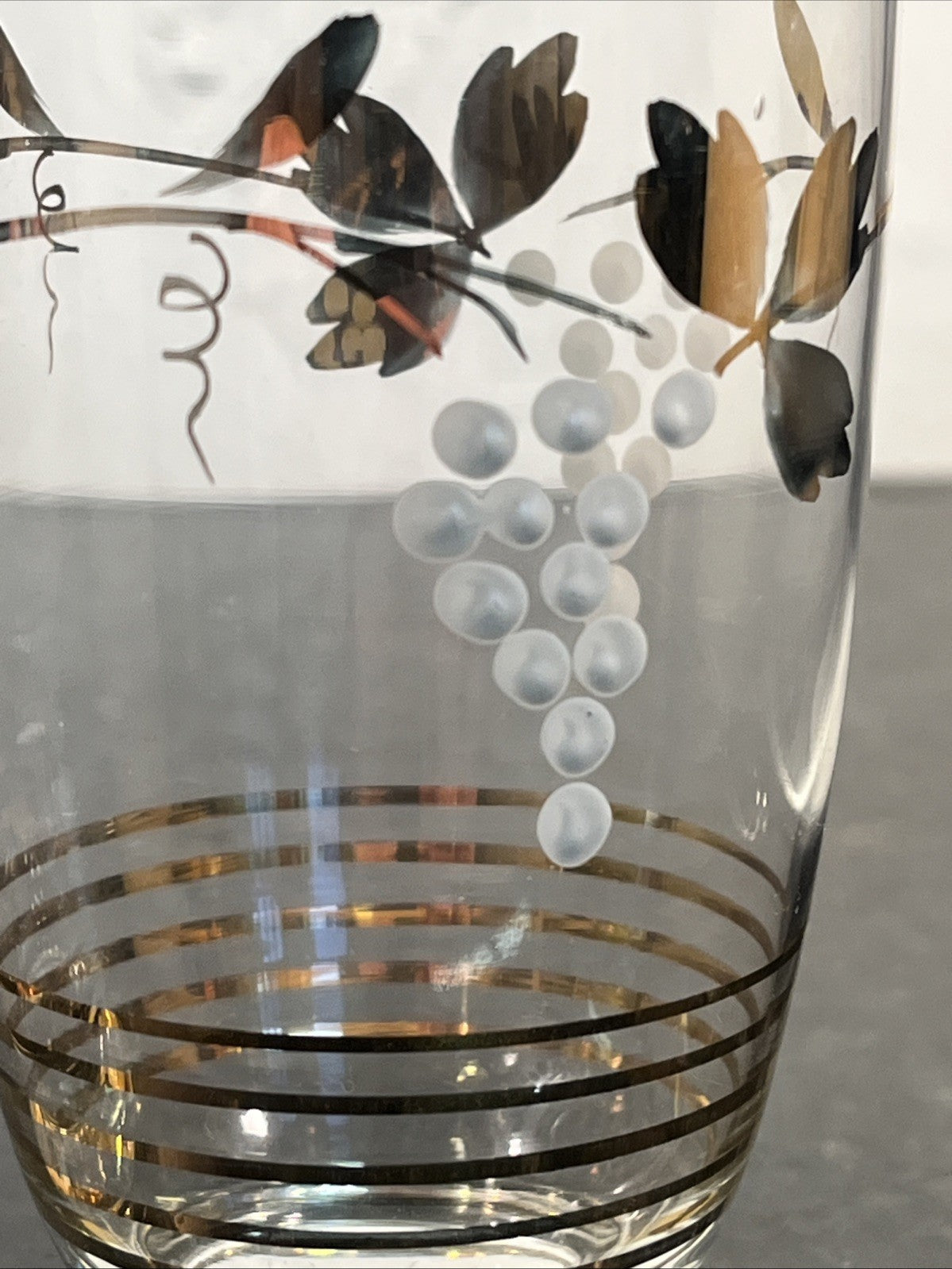 Vintage Gold Gilt Grape Motif Highball Glasses Set Of 4