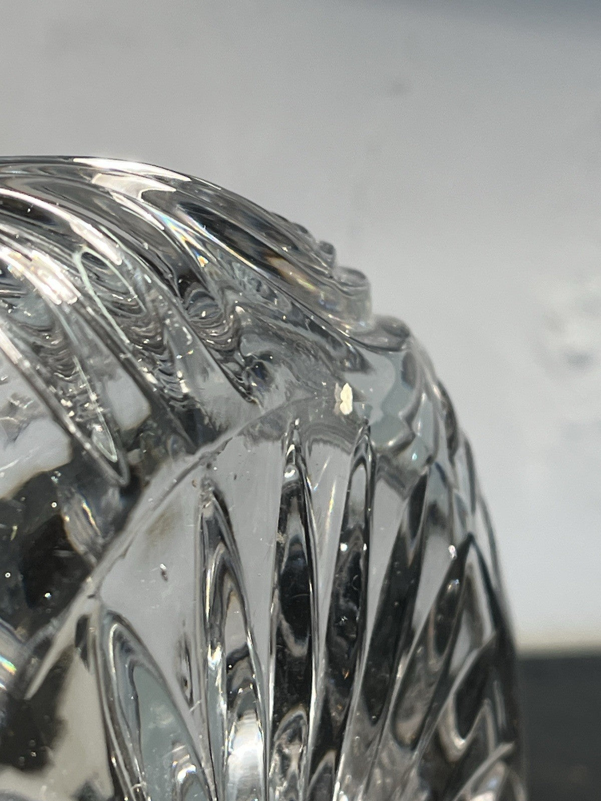 Heavy Cut Crystal Bowl Starburst Fan Scalloped Rim Centrepiece