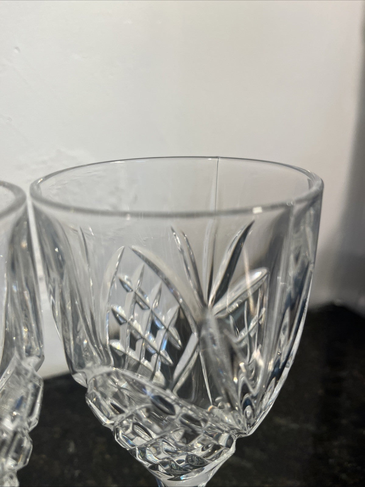 Vintage Cut Crystal Wine Glasses Set Of 4 Diamond And Fan Pattern Stemware