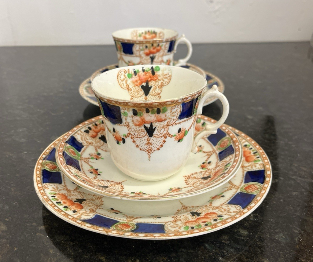 Antique Imari Teacup Trios Staffordshire Porcelain Pair c1820 Gilt