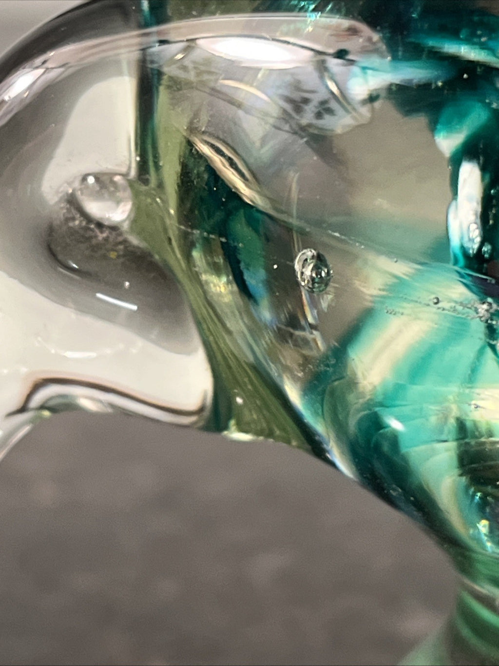 Hokitika Glass Kiwi Bird Paperweight Hand Blown New Zealand Art Glass