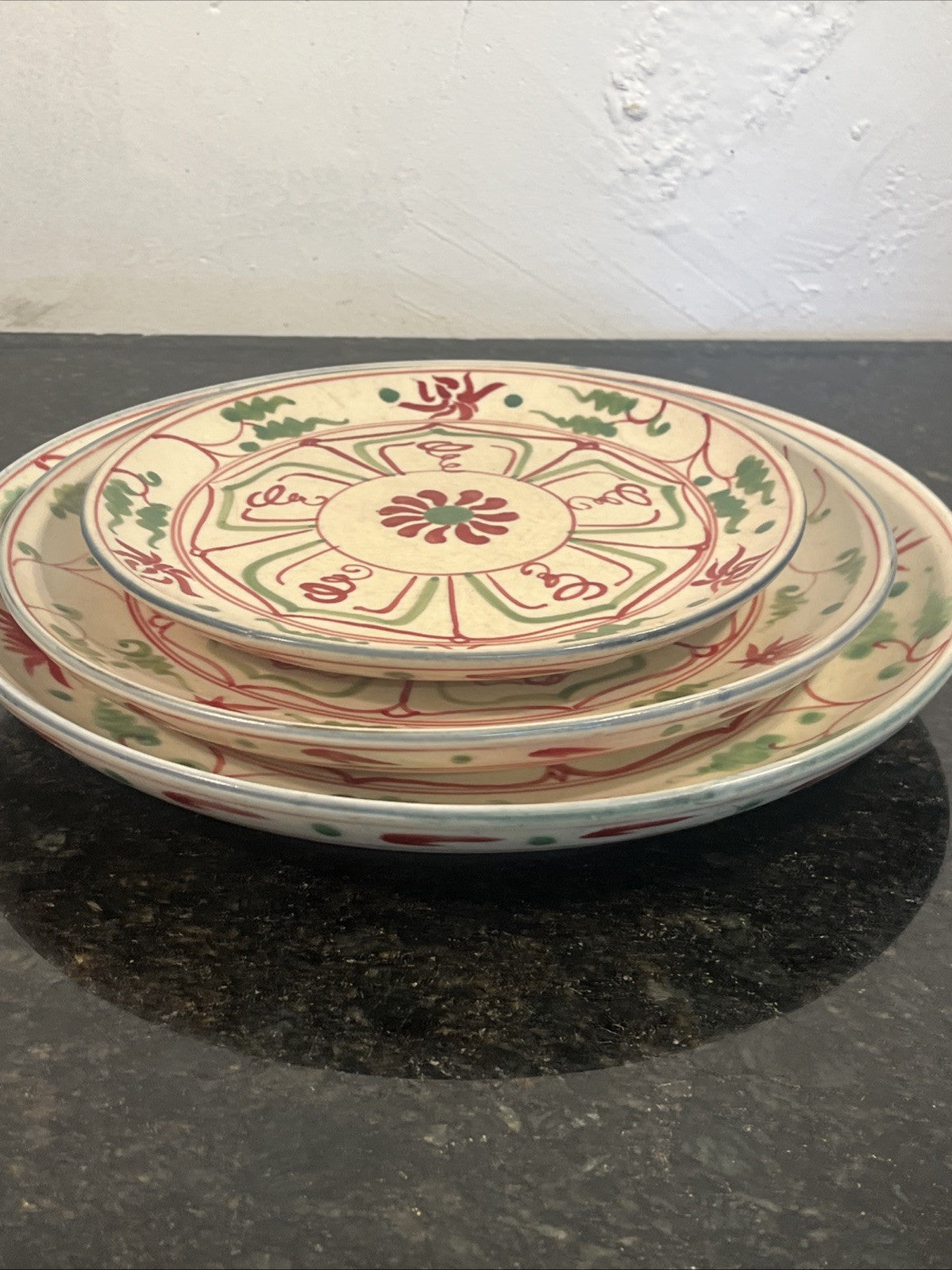 Vietnamese Son Be Pottery Plates Hand Painted Decorative Ceramic Plate Set