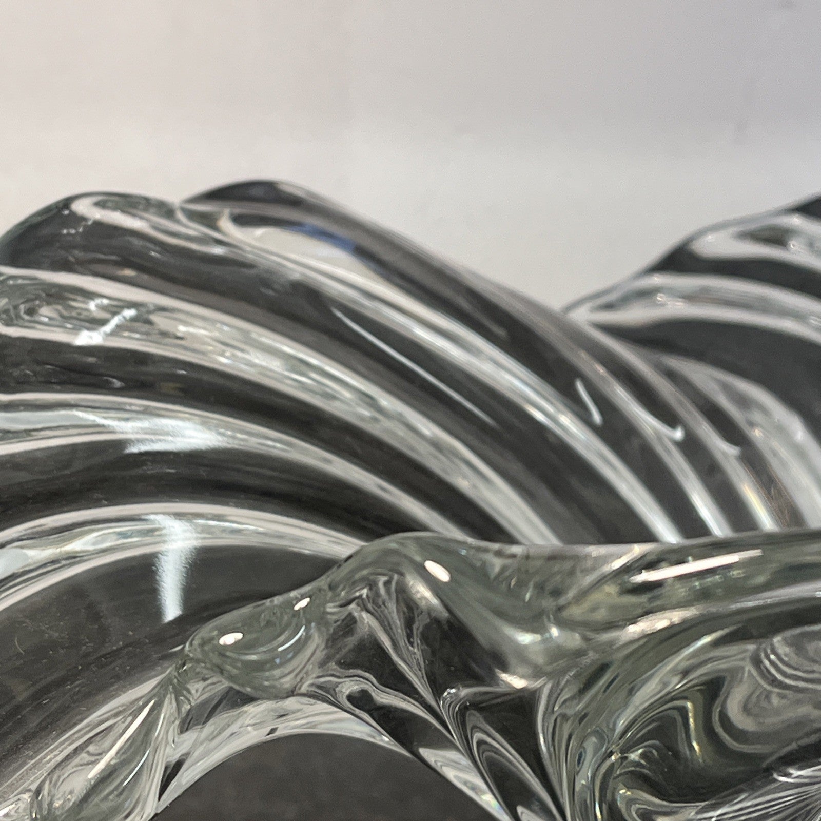 Sculptural Art Glass Bowl Clear Ribbed Centrepiece Mikasa Style