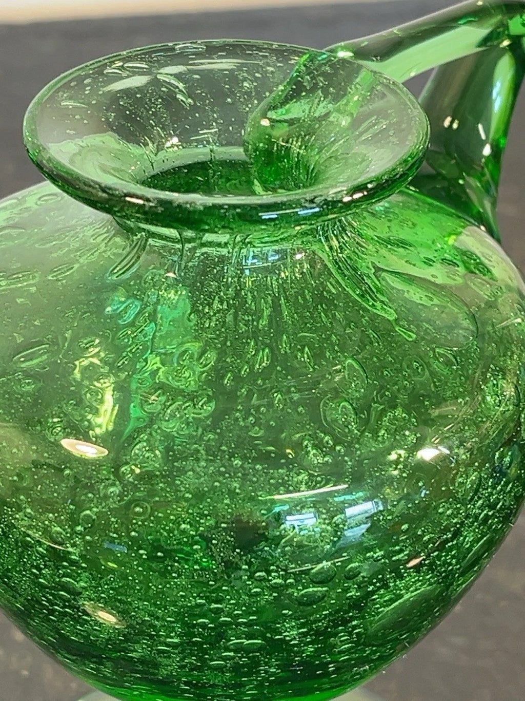 Biot green oil lamp, reservoir and opening detail