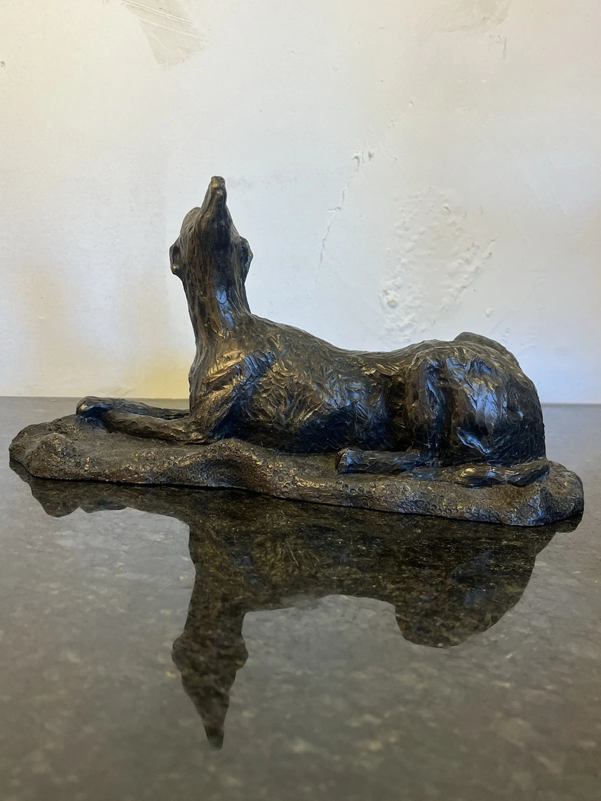 John Rattenbury cold cast bronze hunting hound, full view