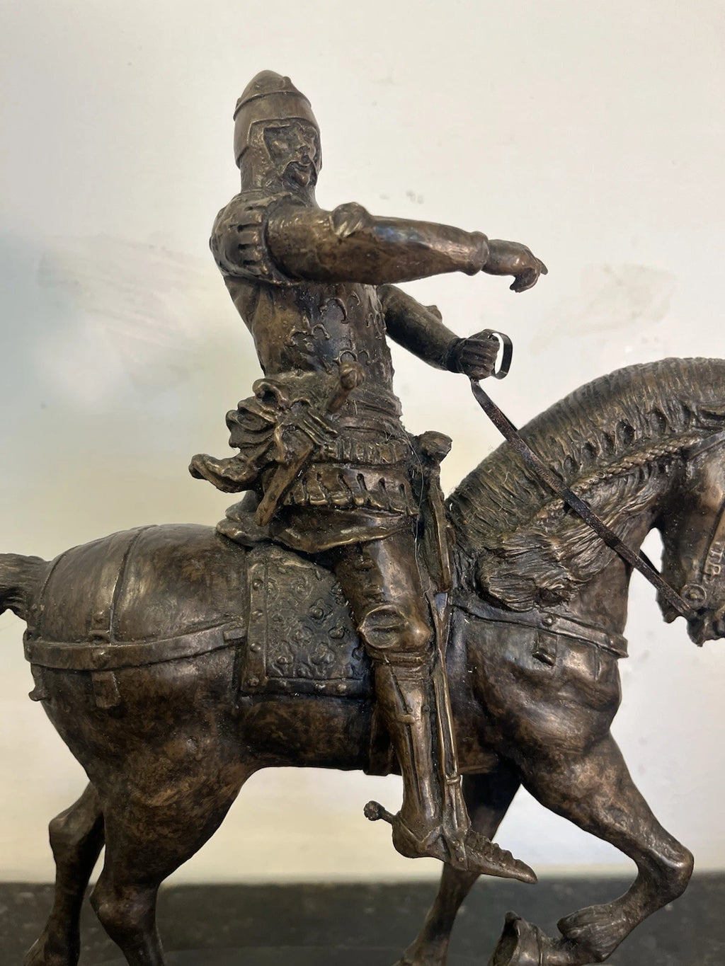 Black Prince medieval knight sculpture, alternate side view