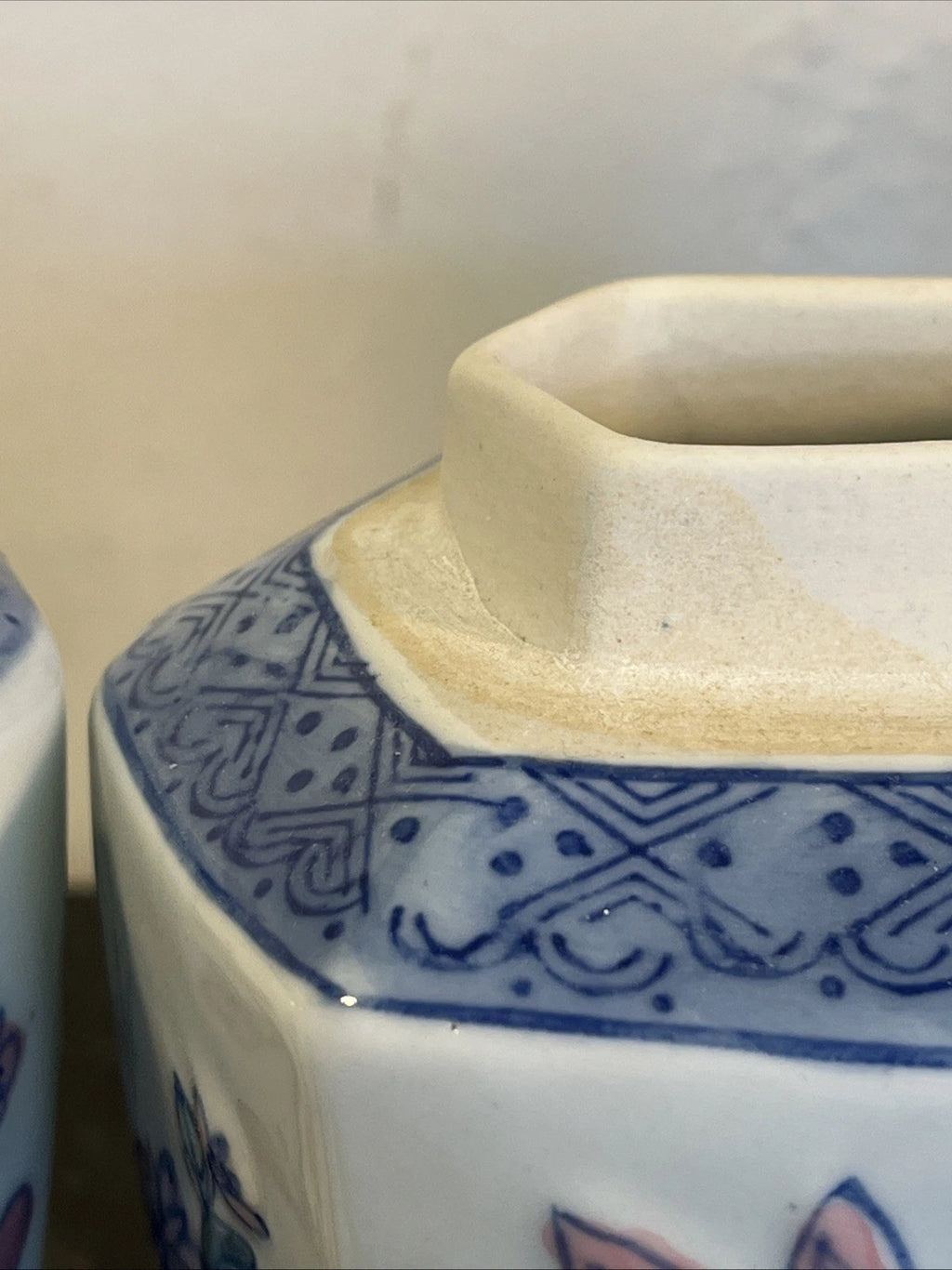 Chinese porcelain ginger jars, fourth listing view