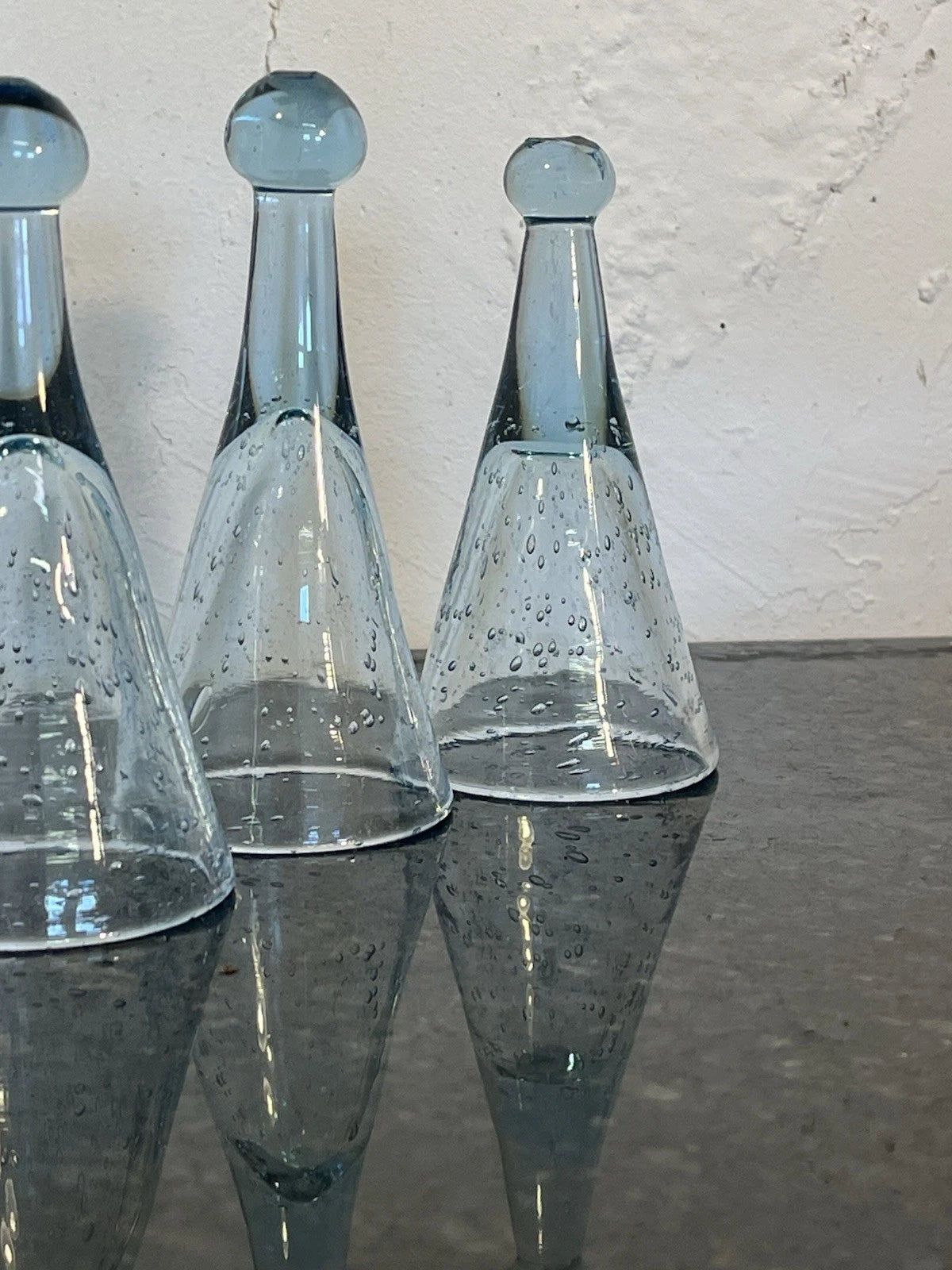 Close-up of the Biot bubble glass