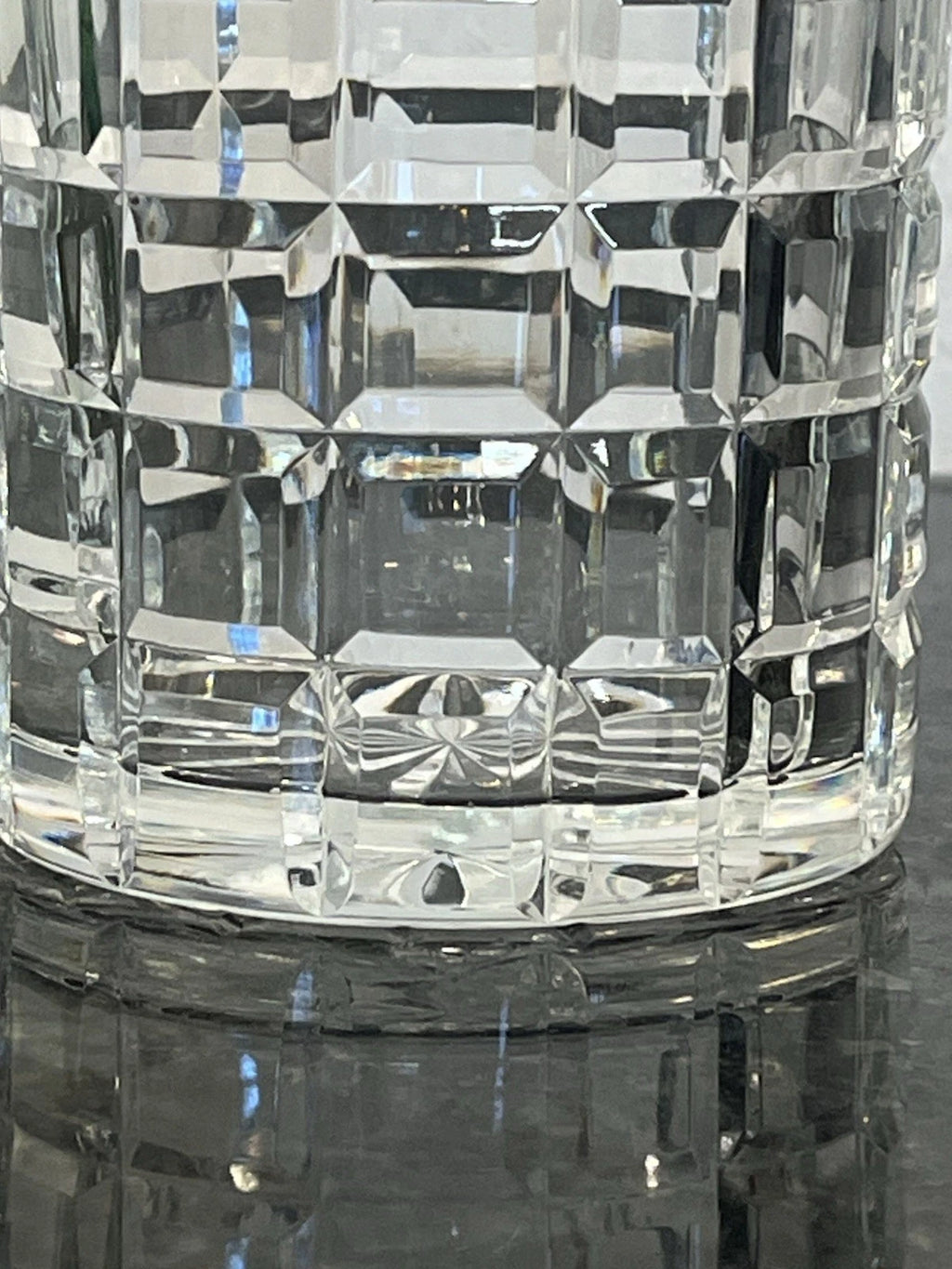 Close-up of the cut crystal geometric body